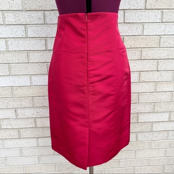 Monique Lihuillier Red 100% Silk High Waist Pencil Skirt Size 8 - Picture 4 of 9